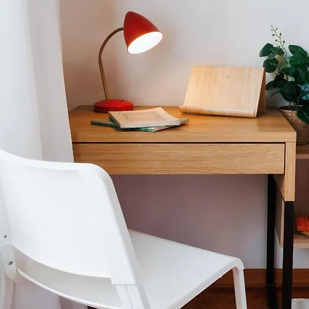 Sweet Nest 100m2 With Terrace Old Town Renovated Apartmán *