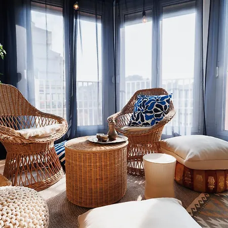 Sweet Nest 100m2 With Terrace Old Town Renovated アパート *